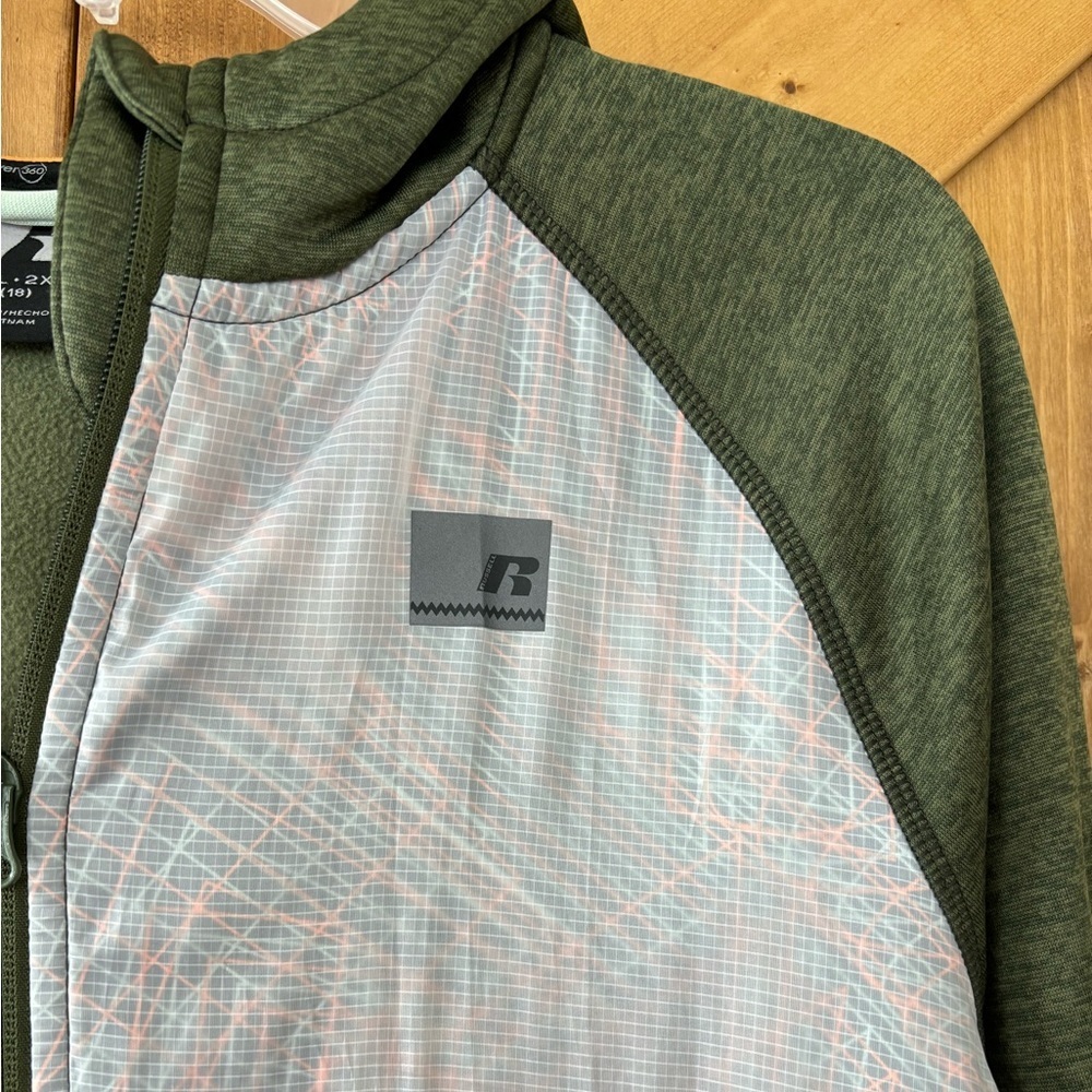 Boys Russell Dri-Power 360 Hoodie Army Green and Orange | Size XXL (18) - Picture 3 of 7